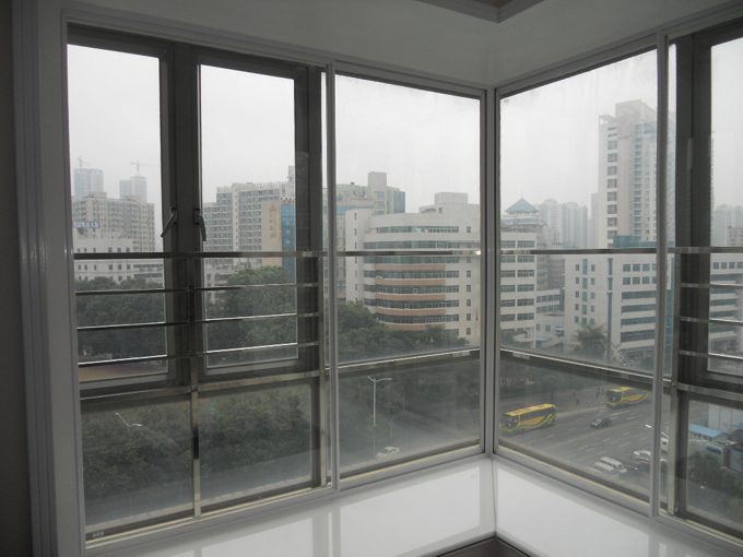 福田景田北“TT国际公寓”13楼